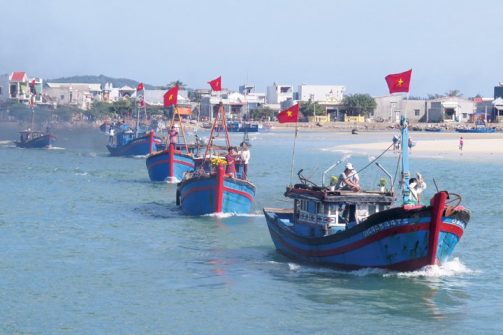 Cấp Giấy chứng nhận đăng ký tàu cá (đối với tàu cá chuyển từ vùng này sang vùng khác cùng một cơ quan)